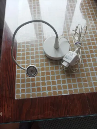 Lámpara de mesa flexible