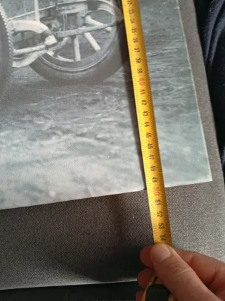 Cuadro Vintage Coche Carreras Blanco y Negro