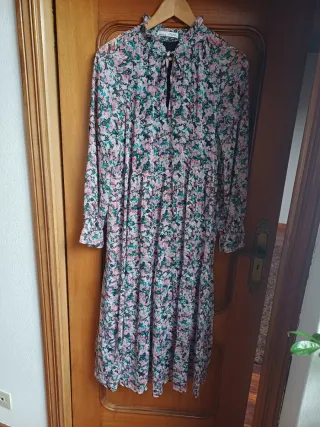 Vestido floral Pull&Bear