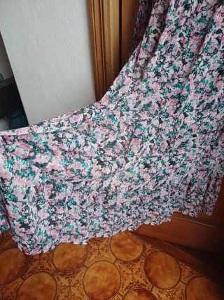Vestido floral Pull&Bear