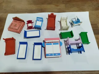 Lote de Camas y Cunas Playmobil