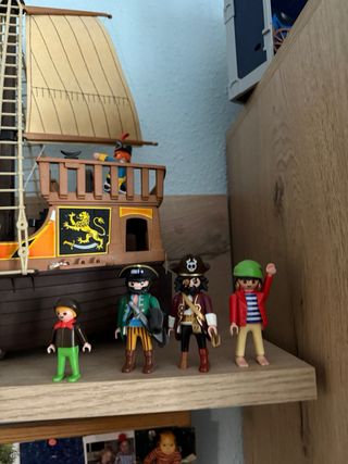 Barco Pirata Playmobil con Figuras
