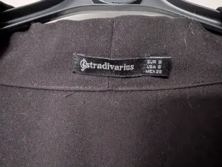 Blazer fluido Stradivarius negro talla única