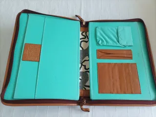 Portadocumentos Tous Beige y Marrón