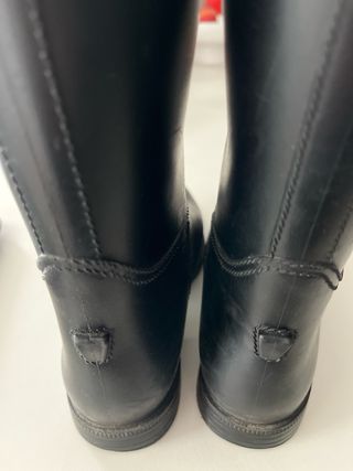 Botas de caucho negras altas