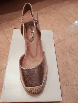 Cuñas Jota Plata Talla 36