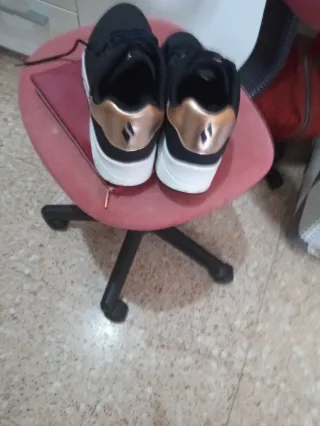 Deportivas Skechers Negras