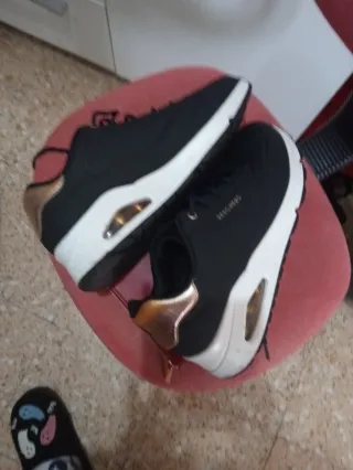 Deportivas Skechers Negras