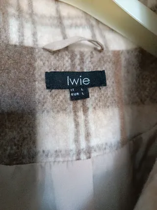 Cappotto corto donna a quadri beige