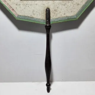 Antico ventaglio francese con incisione '800