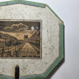 Antico ventaglio francese con incisione '800