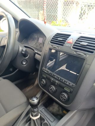 Volkswagen Golf 2004