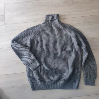 Lote 3 jerseys hombre azul y gris todo el lote 15€