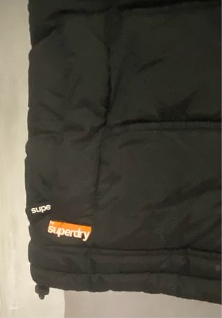 Chaleco Plumas Superdry Negro