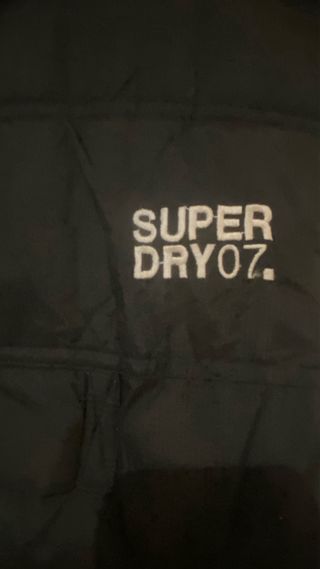 Chaleco Plumas Superdry Negro