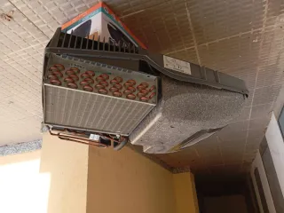 Dometic techo FJ2200 en perfecto estado.