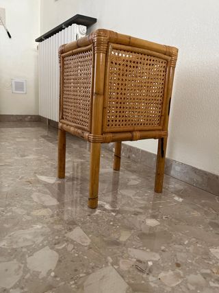 Jardinera de caña y rejilla