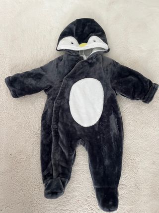 Buzo de bebé pingüino