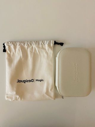 Joyero Desigual Beige y Blanco