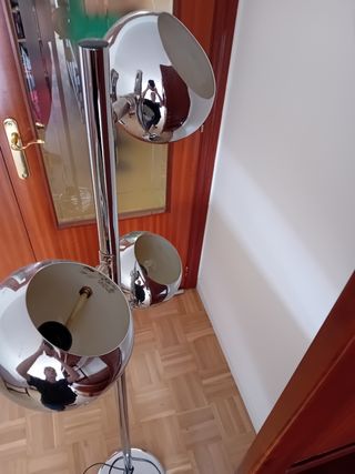 Lámpara de pie vintage esférica