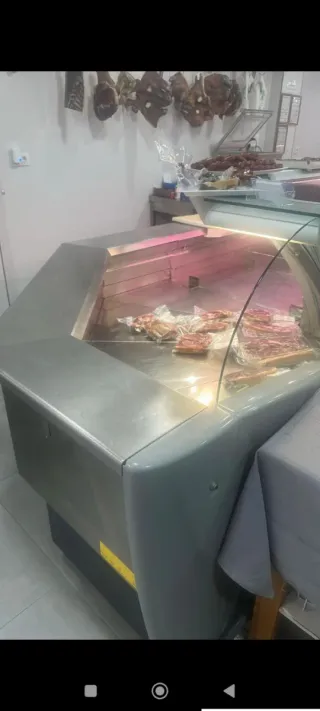 Vitrinas alimentación impecables