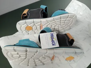 Sandalias Primigi cuero verano,talla 37 para niño