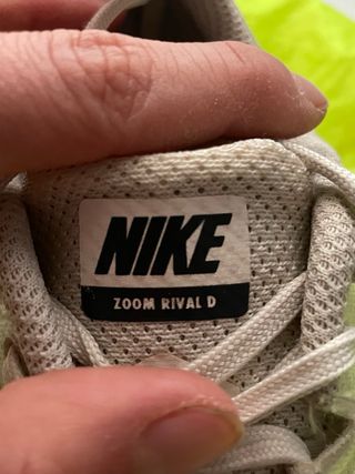 Clavos Nike Rival D10