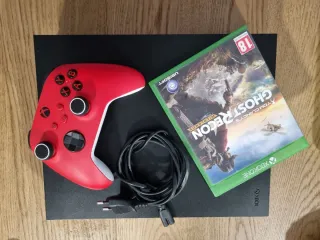 Xbox One X 1TB + Mando Rojo + Ghost Recon