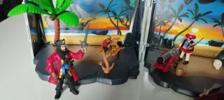 Lote Playmobil: Piratas, Dragón y vehículos