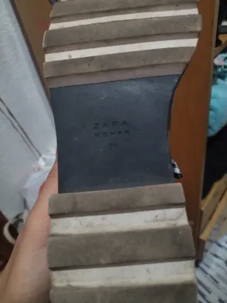 Zapatos planos beige mujer