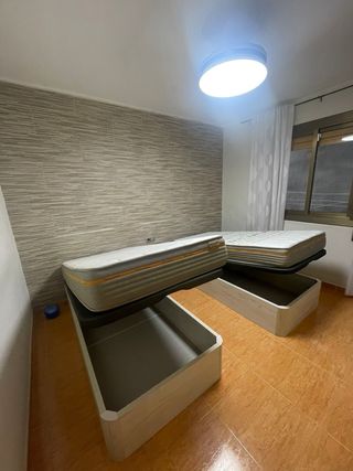 Canapé abatible madera y metal