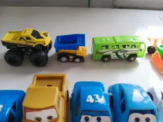 Lote 10 coches de juguete