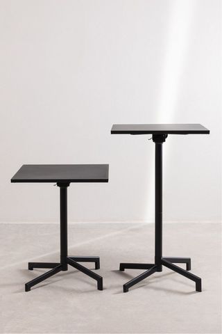 Mesa exterior Sklum negra