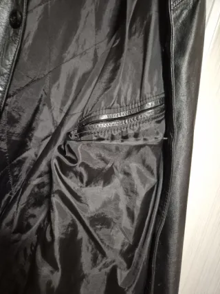 Chaqueta de cuero negra