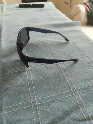 Gafas de sol Quiksilver negras y azules