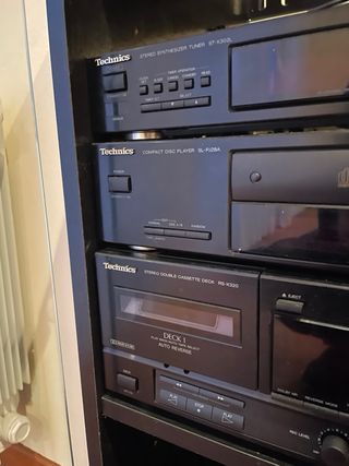Equipo de Sonido Technics con mueble