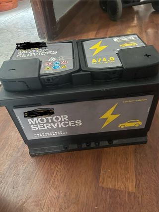 Batería Coche RODI A74.0 12V 74Ah 680A