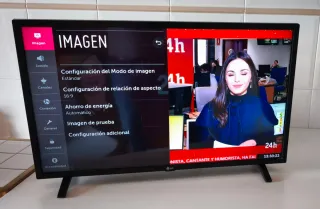 Televisor LG  32" LED FullHD Smart TV