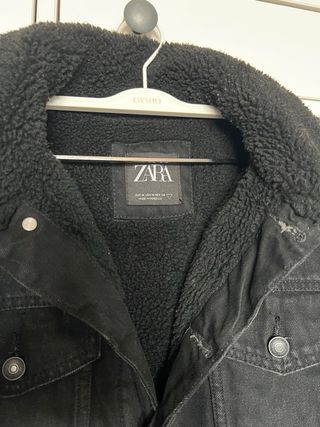 Cazadora Zara Negra Talla M