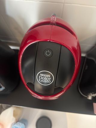 Macchina da caffè Dolce Gusto rossa