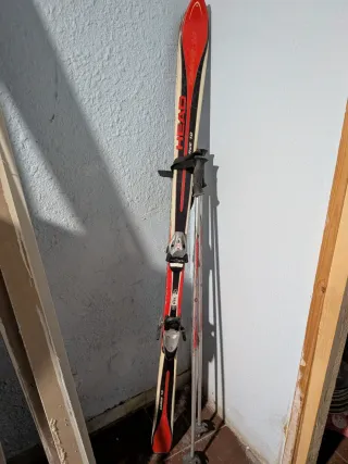 Esquís HEAD Carve 10 con bastones