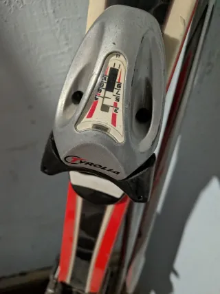 Esquís HEAD Carve 10 con bastones