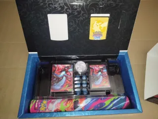 Ultra Premium collection Mega Charizard Vacía