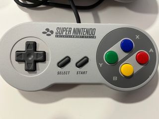 Super Nintendo Classic Mini + 2 Mandos