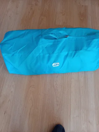 Cuna de viaje azul