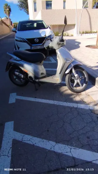 Piaggio Liberty 50 Plata