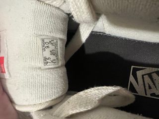 Zapatillas Vans Old Skool Negras y Blancas