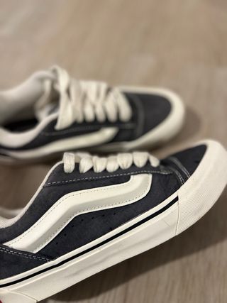 Zapatillas Vans Old Skool Negras y Blancas