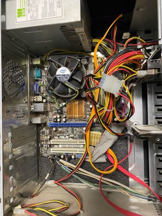 Torre Ordenador LG Negra/Plateada