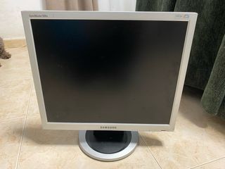 Torre Ordenador LG Negra/Plateada